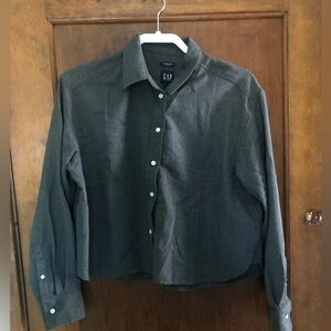 NWOT Cropped GAP flannel top